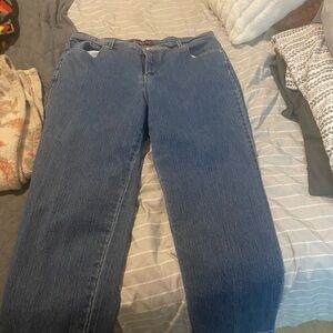 Gloria Vanderbilt Women's Straight Leg Blue Jeans